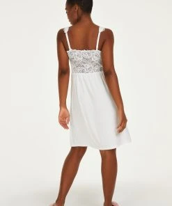 Slipdress Nora Lace -Hunkemöller World 185518 4