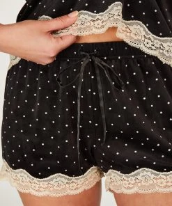 Shorts Velours Lace 6 Shorts Velours Lace -Hunkemöller World 201681 2 4